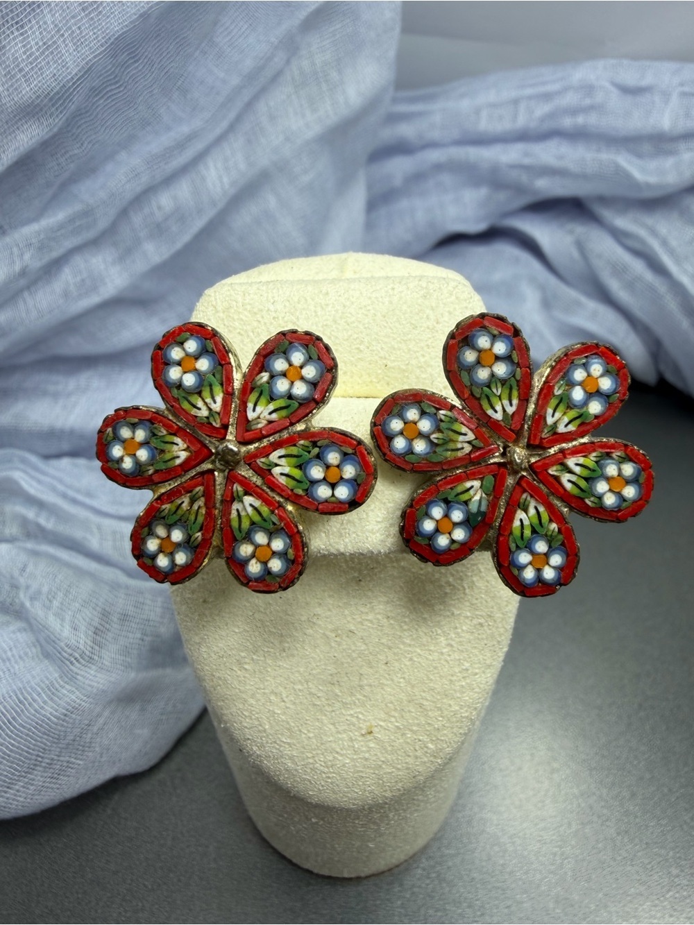 🔥2/$100 Vintage  Micro Mosaic Screw back earrings #352ue